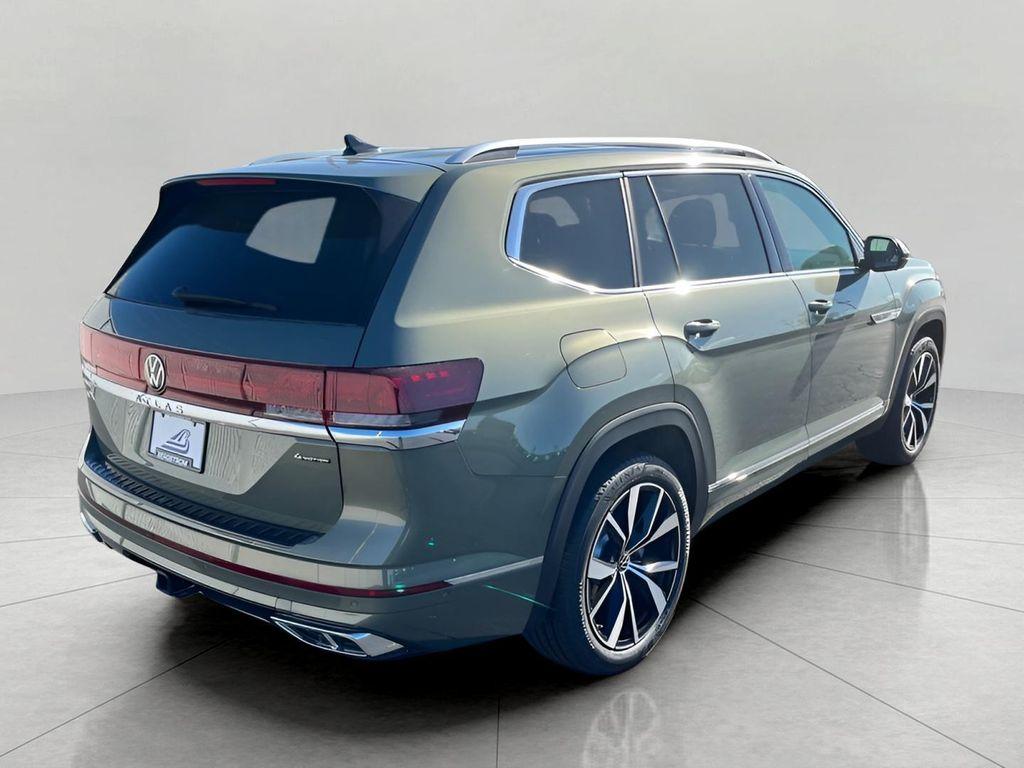 new 2026 Volkswagen Atlas car, priced at $54,634