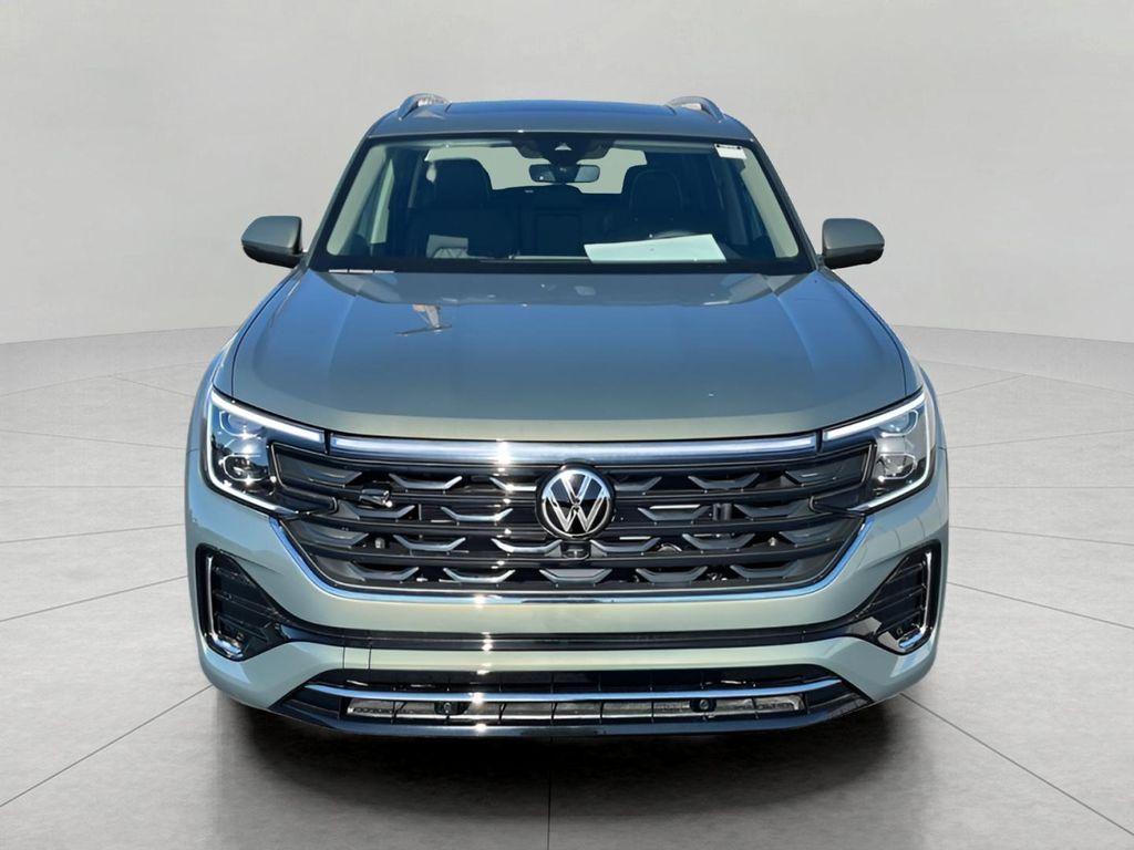 new 2026 Volkswagen Atlas car, priced at $54,634