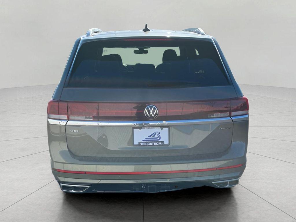 new 2026 Volkswagen Atlas car, priced at $54,634