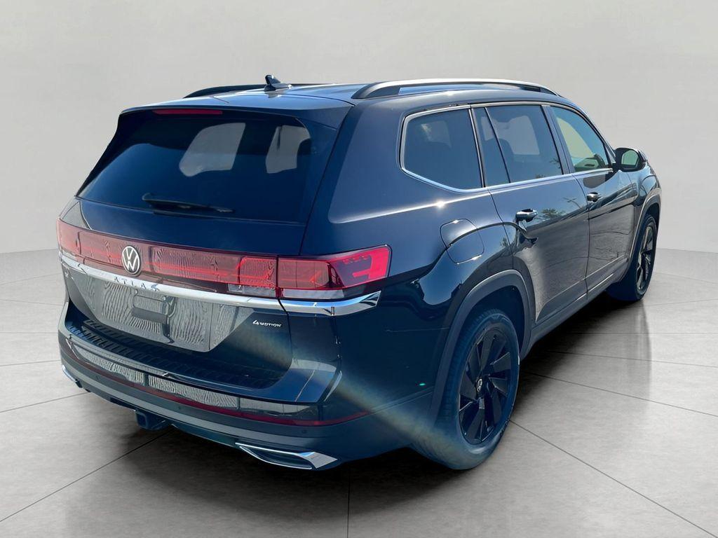 new 2026 Volkswagen Atlas car, priced at $46,685
