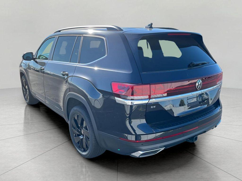 new 2026 Volkswagen Atlas car, priced at $46,685