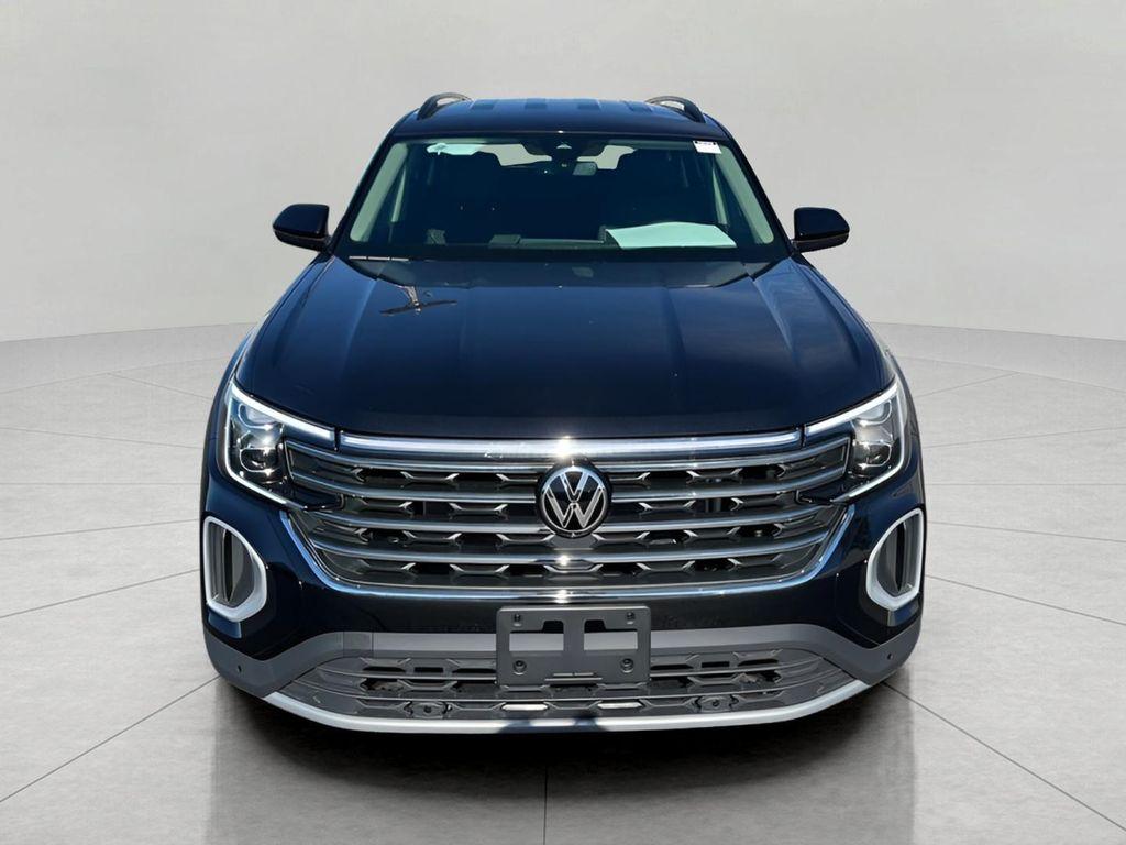 new 2026 Volkswagen Atlas car, priced at $46,685