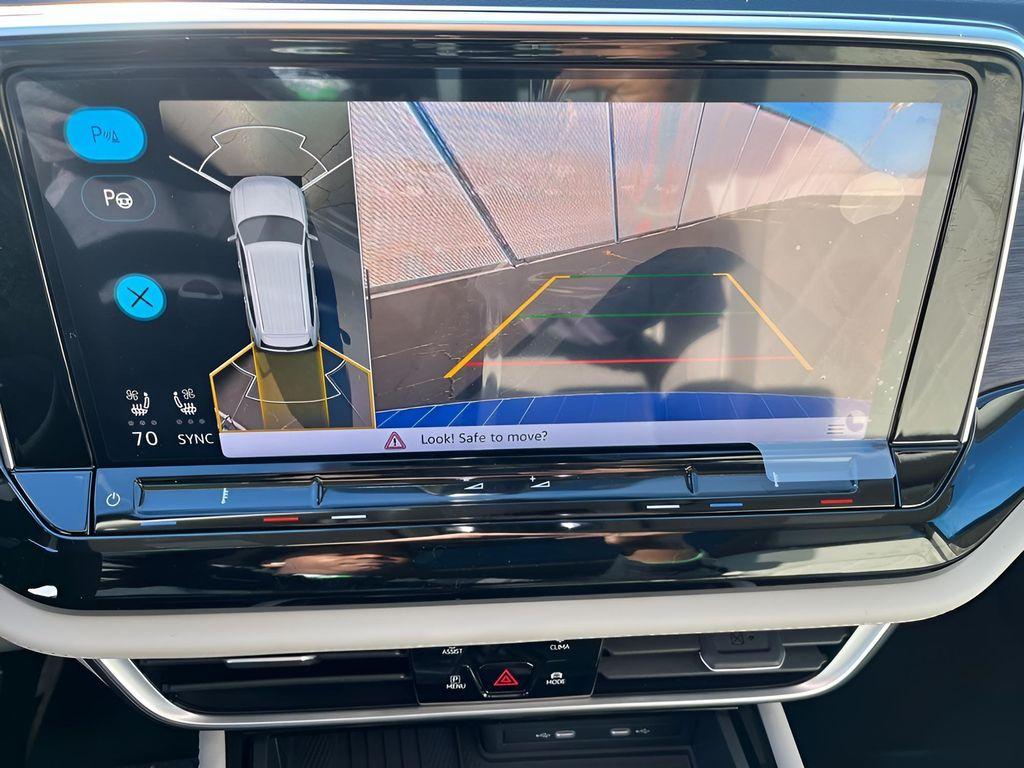 new 2026 Volkswagen Atlas car, priced at $54,876