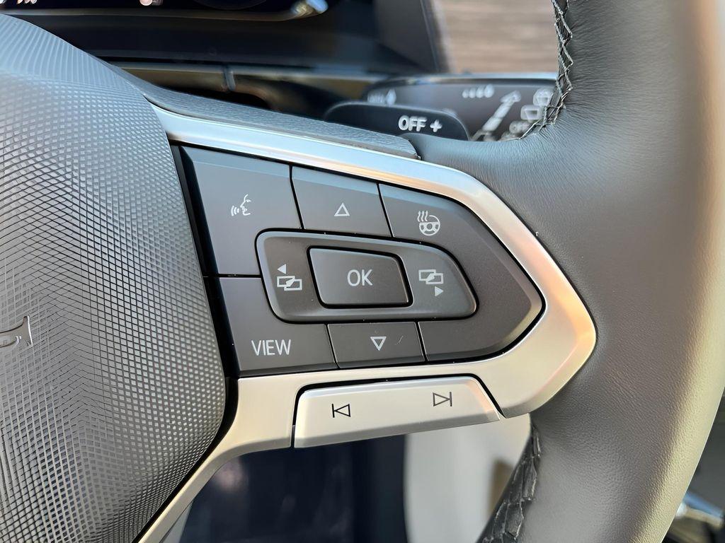 new 2026 Volkswagen Atlas car, priced at $54,876