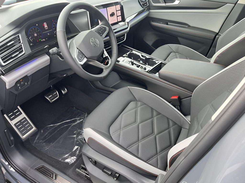 new 2026 Volkswagen Atlas car, priced at $49,557