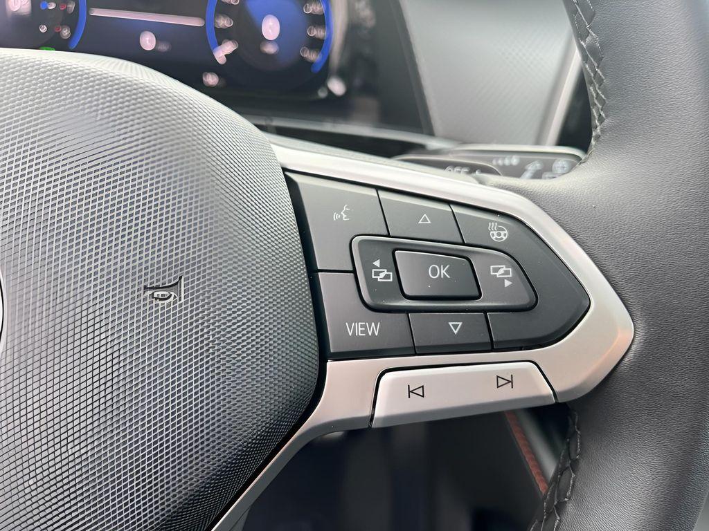 new 2026 Volkswagen Atlas car, priced at $49,557