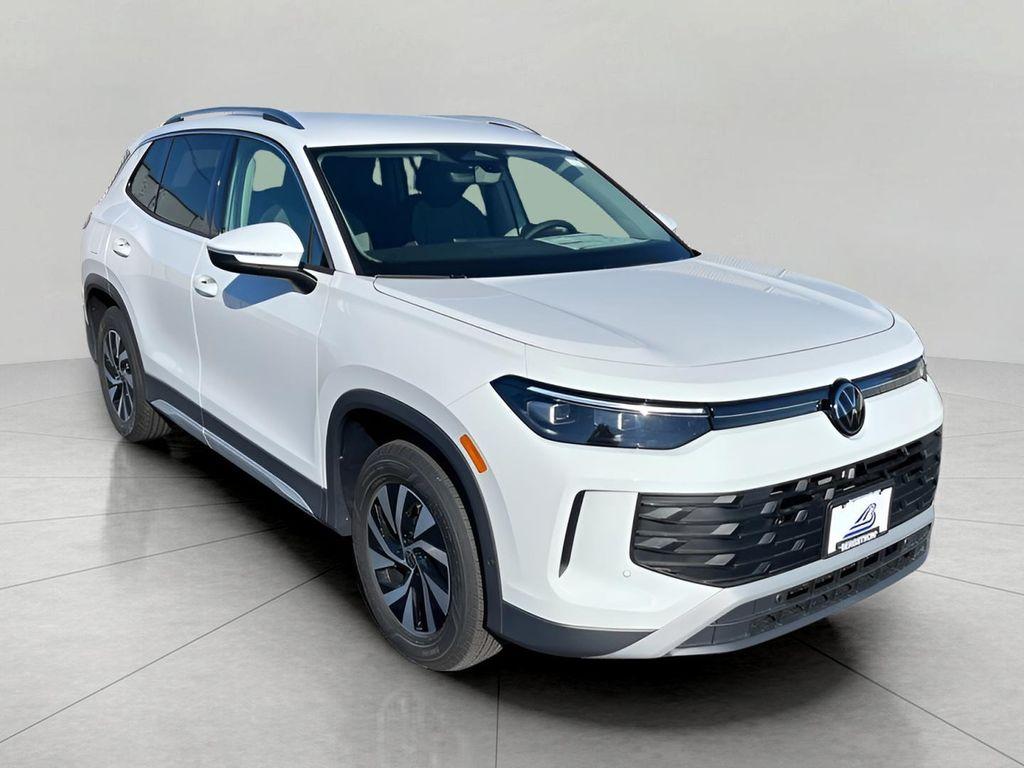 new 2025 Volkswagen Tiguan car, priced at $31,405