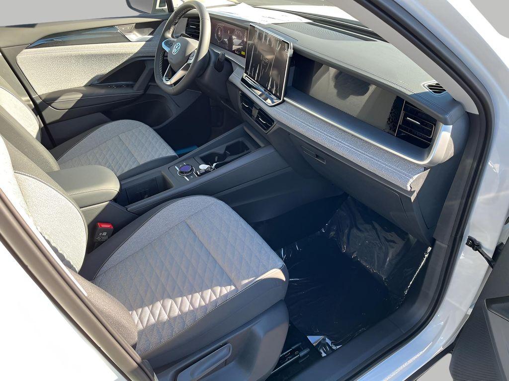 new 2025 Volkswagen Tiguan car, priced at $31,405