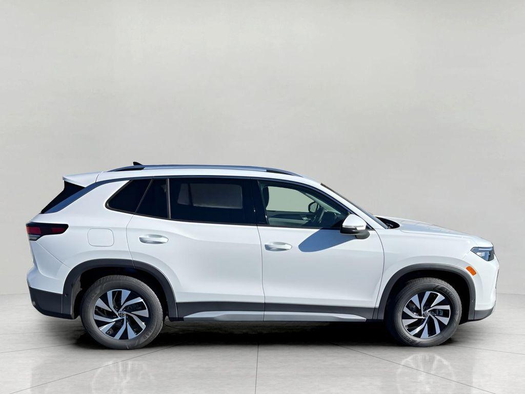 new 2025 Volkswagen Tiguan car, priced at $31,405