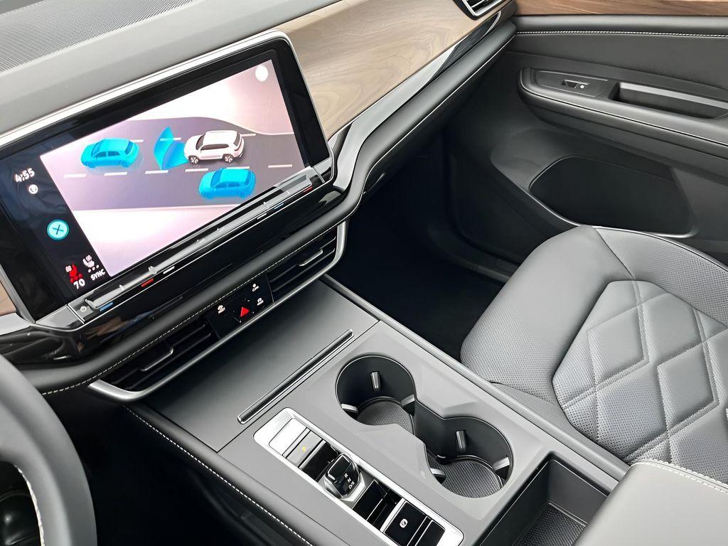 new 2026 Volkswagen Atlas car, priced at $42,473