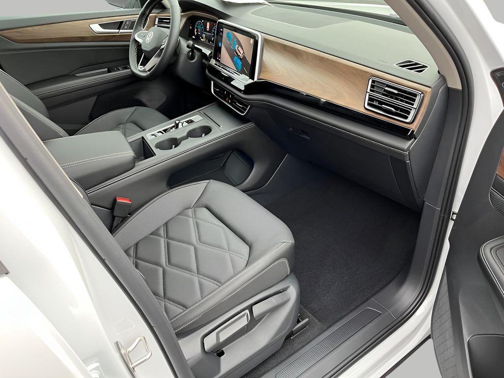 new 2026 Volkswagen Atlas car, priced at $42,473