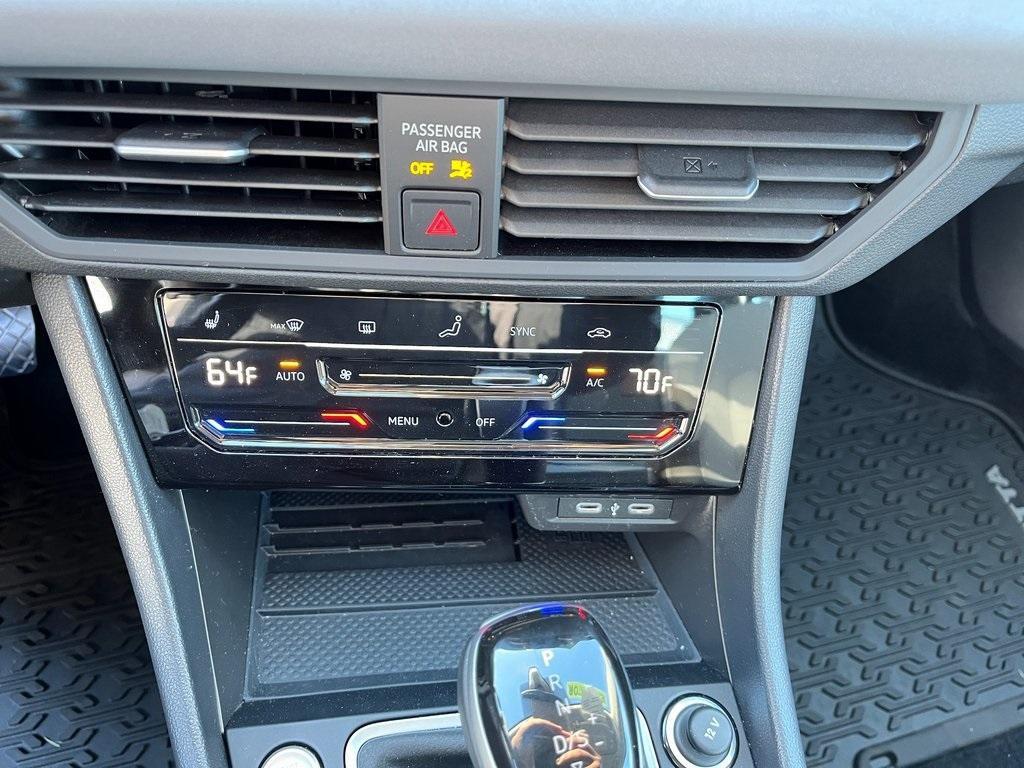 new 2025 Volkswagen Jetta car, priced at $25,455