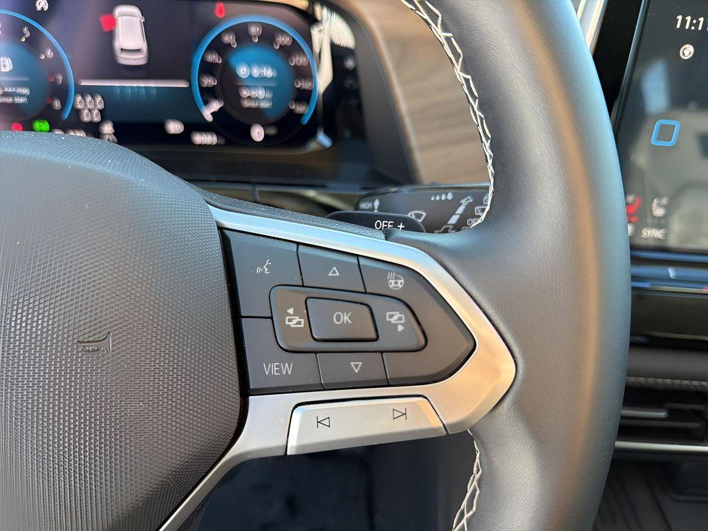 new 2025 Volkswagen Atlas car, priced at $38,701