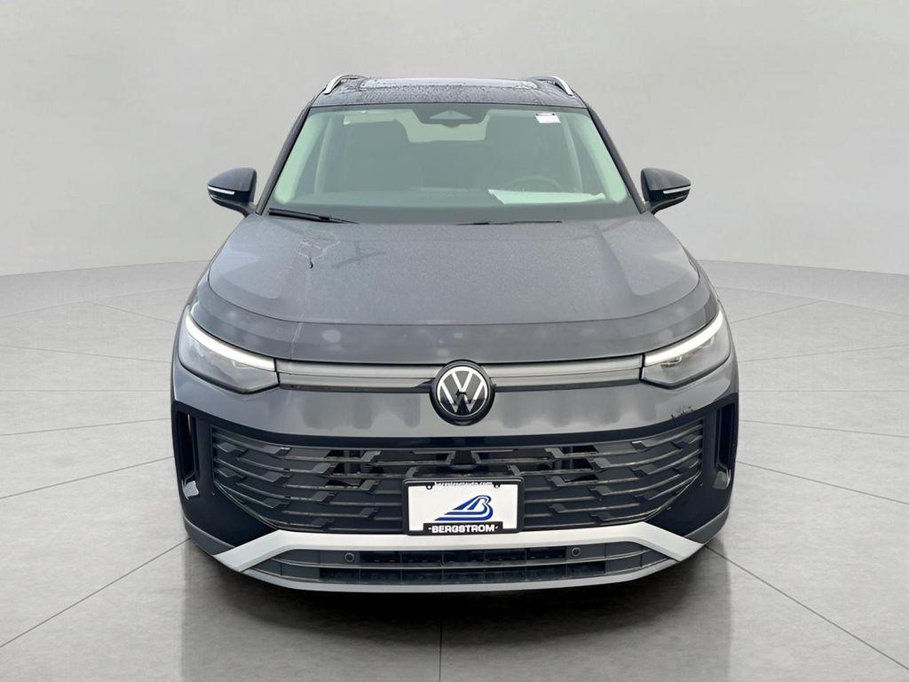 new 2025 Volkswagen Tiguan car, priced at $35,946