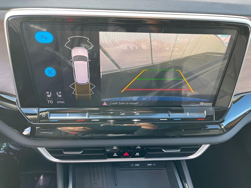 new 2026 Volkswagen Atlas car, priced at $47,644