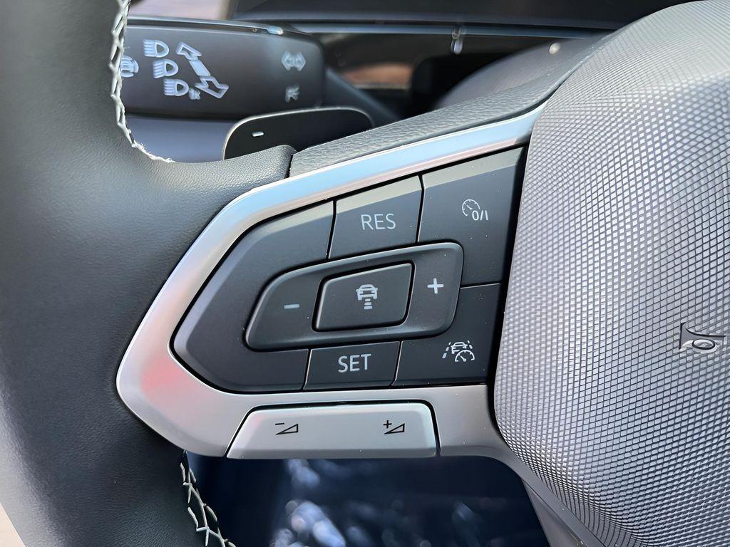 new 2026 Volkswagen Atlas car, priced at $47,644