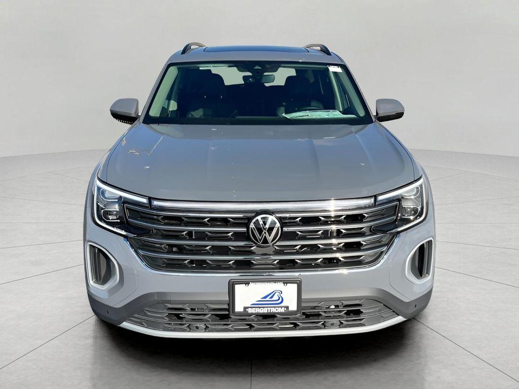 new 2026 Volkswagen Atlas car, priced at $47,644