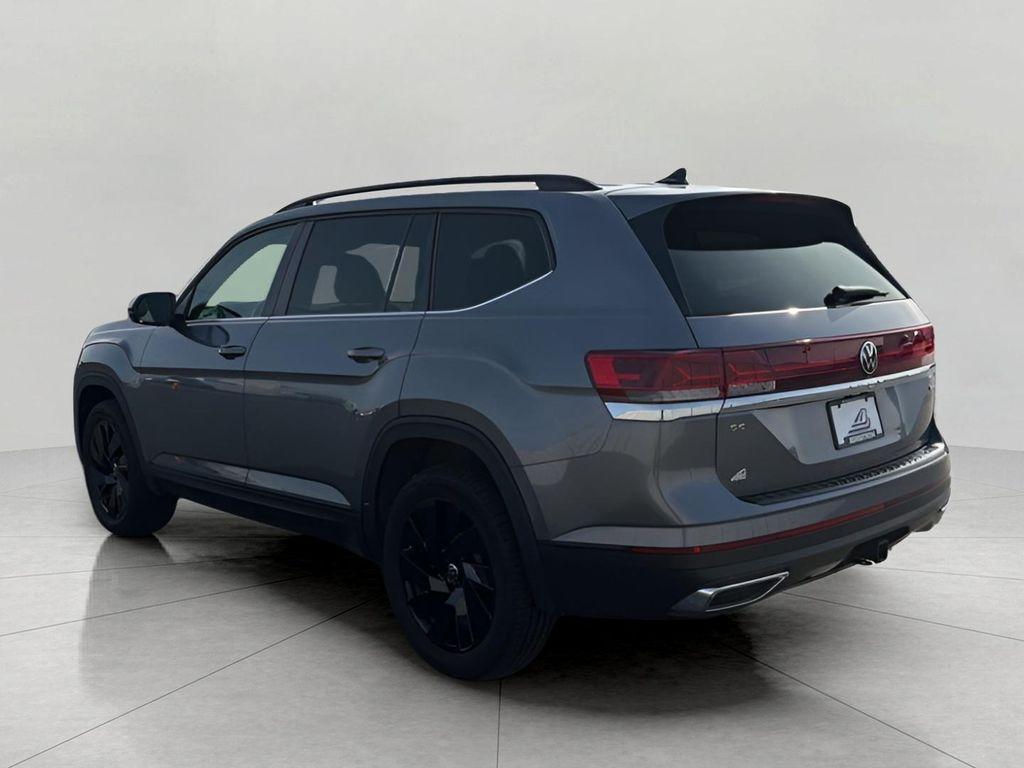 new 2025 Volkswagen Atlas car, priced at $43,151