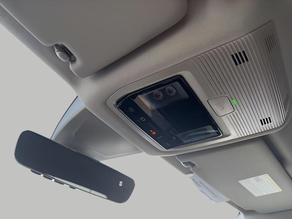 new 2025 Volkswagen Atlas car, priced at $43,151