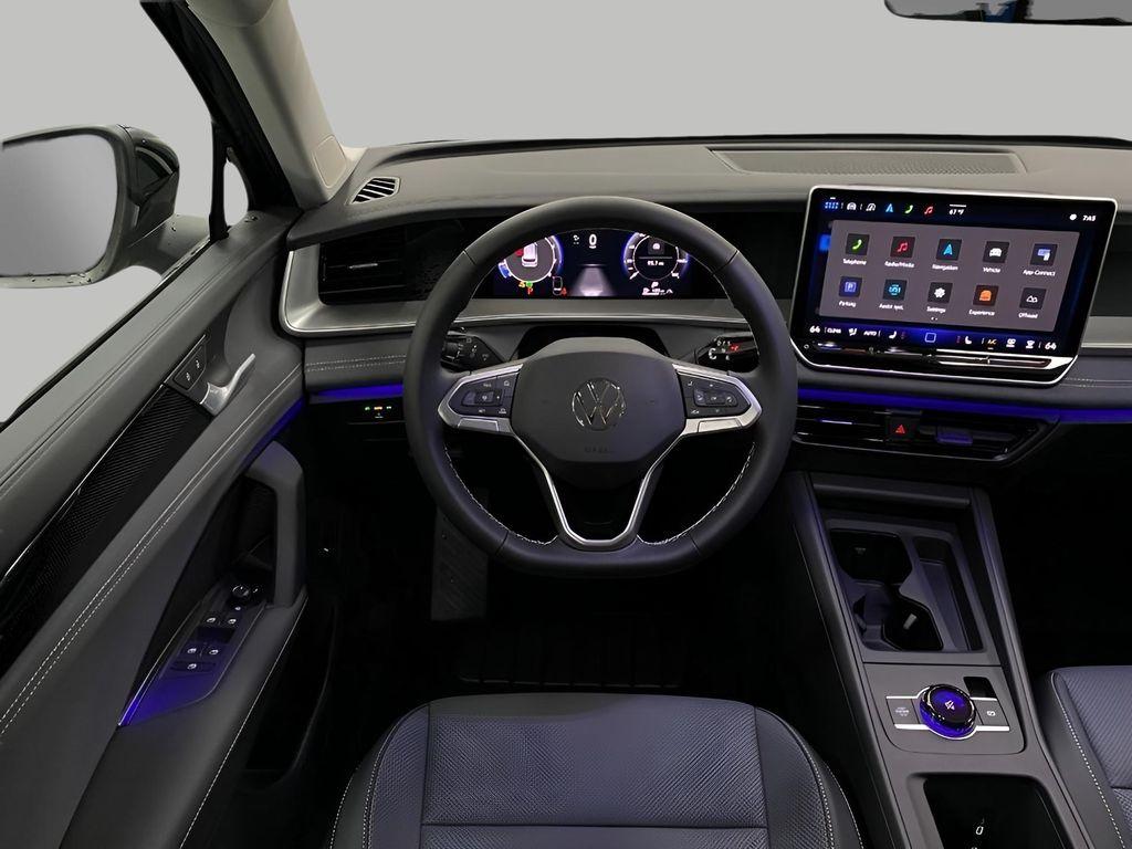 new 2025 Volkswagen Tiguan car, priced at $35,866