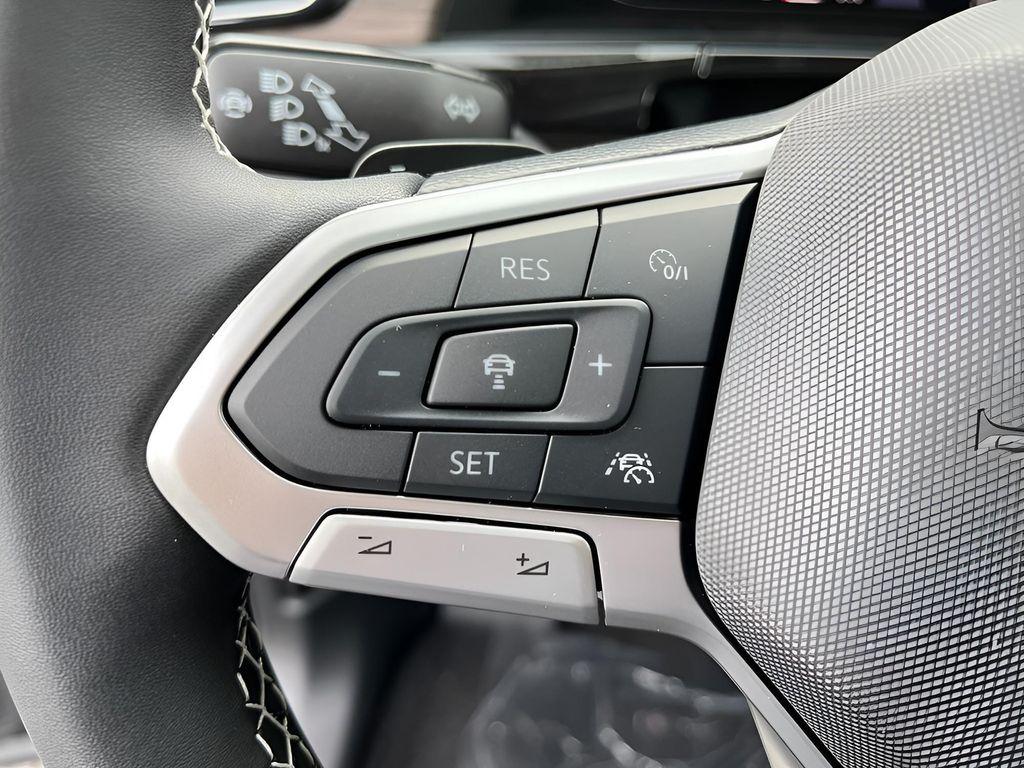 new 2026 Volkswagen Atlas car, priced at $51,066