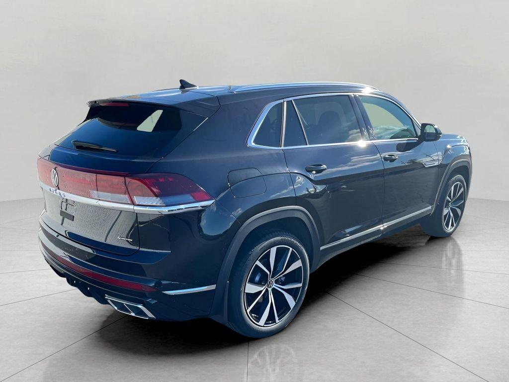 new 2026 Volkswagen Atlas Cross Sport car, priced at $53,845