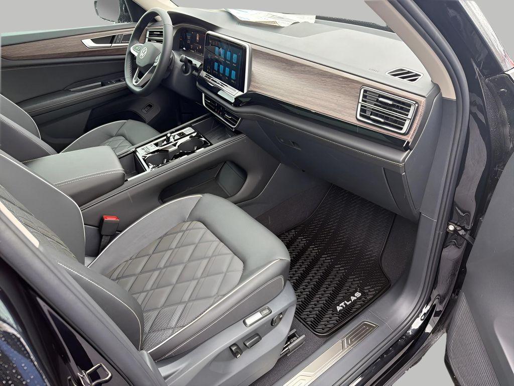 new 2026 Volkswagen Atlas car, priced at $53,025