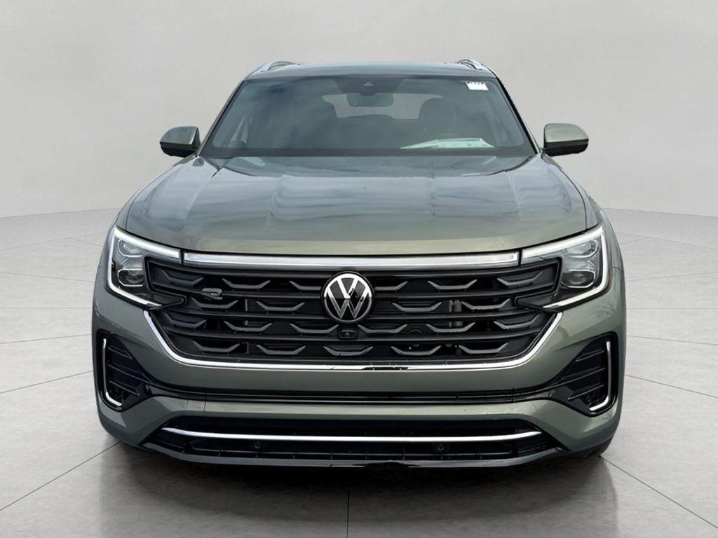 new 2026 Volkswagen Atlas Cross Sport car, priced at $54,333