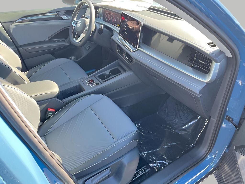 new 2025 Volkswagen Tiguan car, priced at $36,546