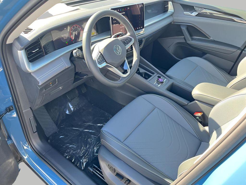 new 2025 Volkswagen Tiguan car, priced at $36,047