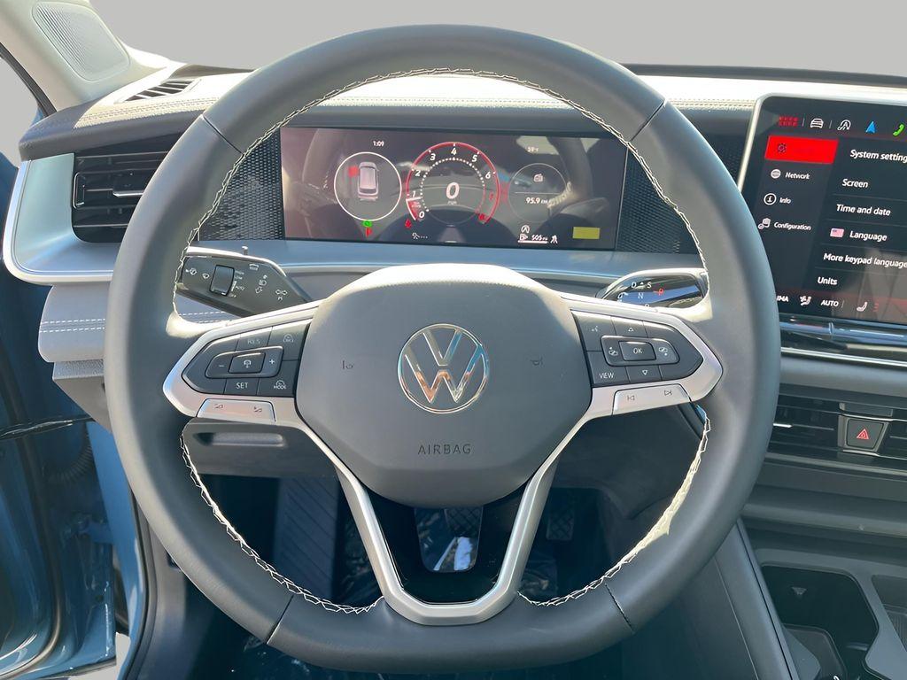 new 2025 Volkswagen Tiguan car, priced at $36,047