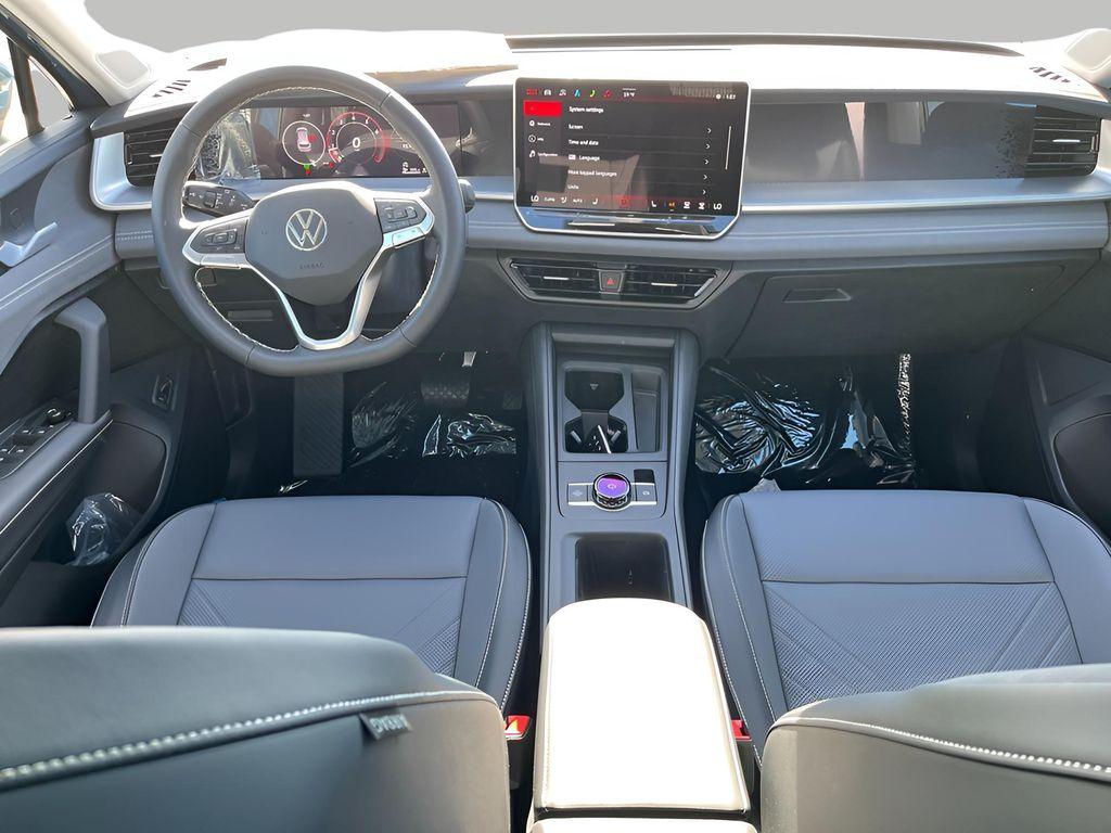 new 2025 Volkswagen Tiguan car, priced at $36,047