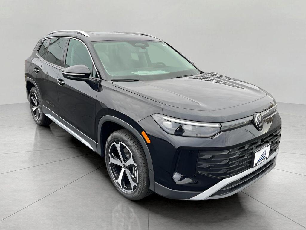 new 2025 Volkswagen Tiguan car, priced at $35,966