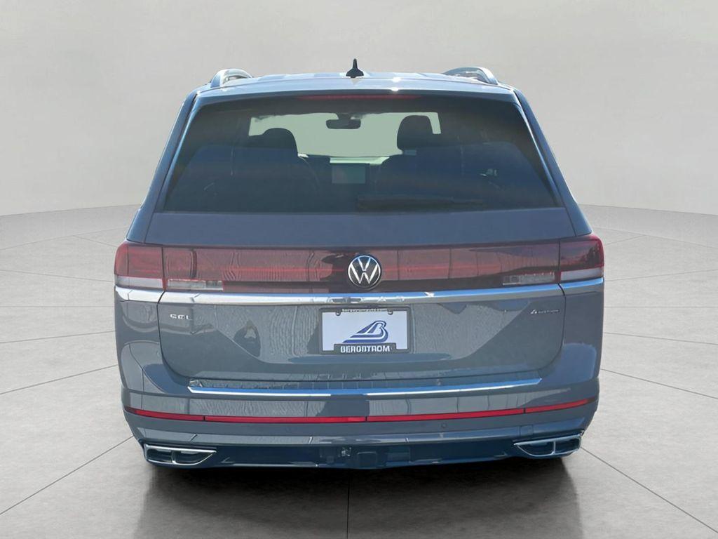 new 2026 Volkswagen Atlas car, priced at $55,911