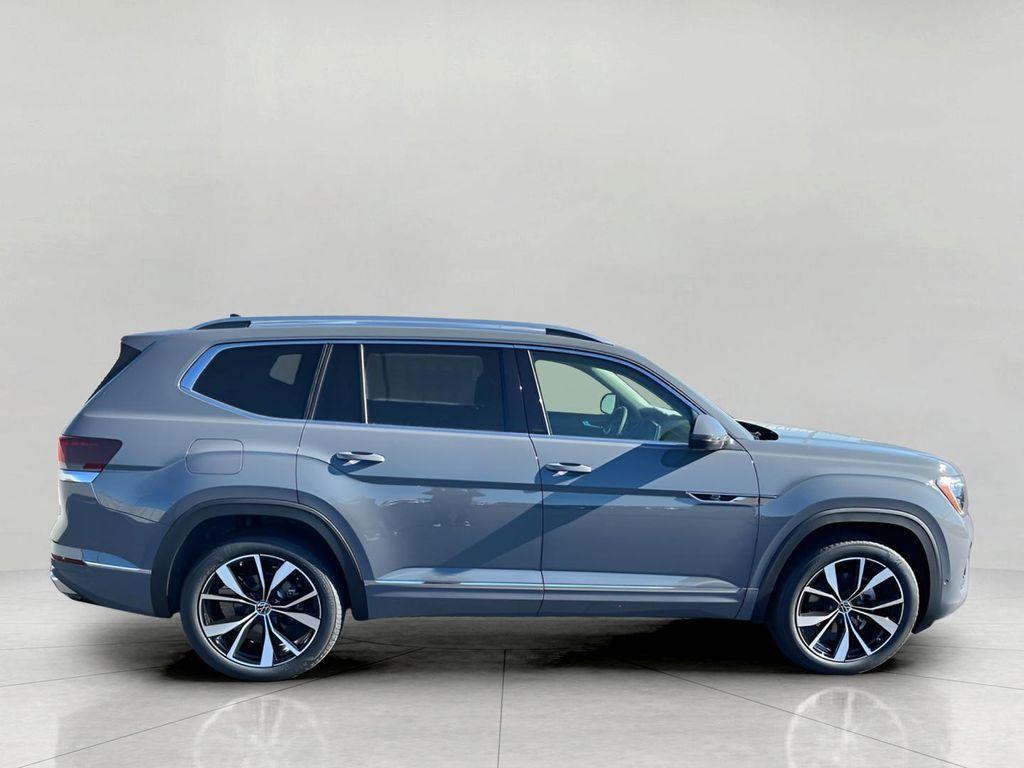 new 2026 Volkswagen Atlas car, priced at $55,911