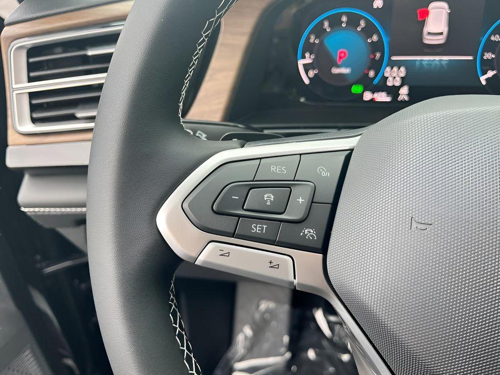 new 2026 Volkswagen Atlas car, priced at $47,717