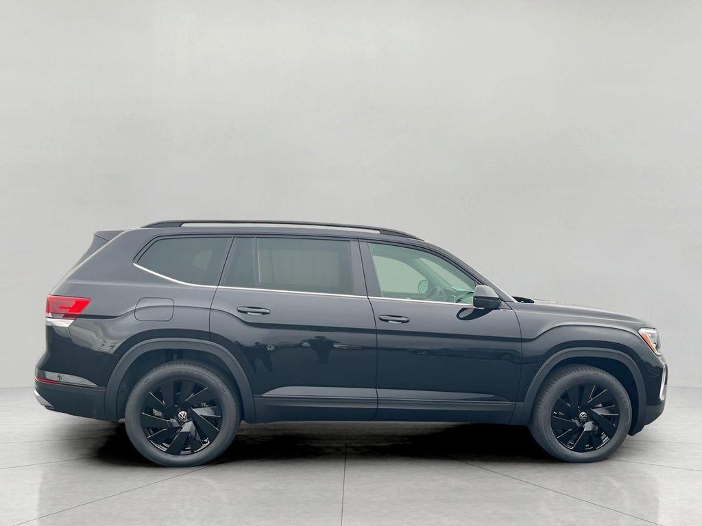 new 2026 Volkswagen Atlas car, priced at $47,717