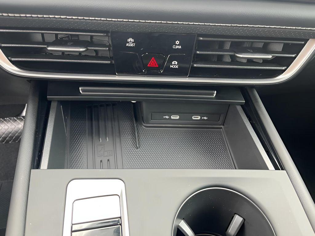 new 2026 Volkswagen Atlas Cross Sport car, priced at $41,963