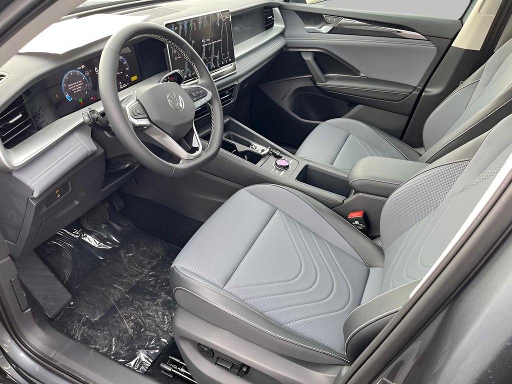 new 2025 Volkswagen Tiguan car, priced at $36,605