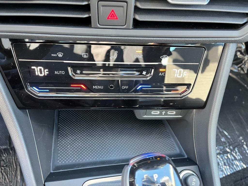 new 2025 Volkswagen Jetta car, priced at $22,486