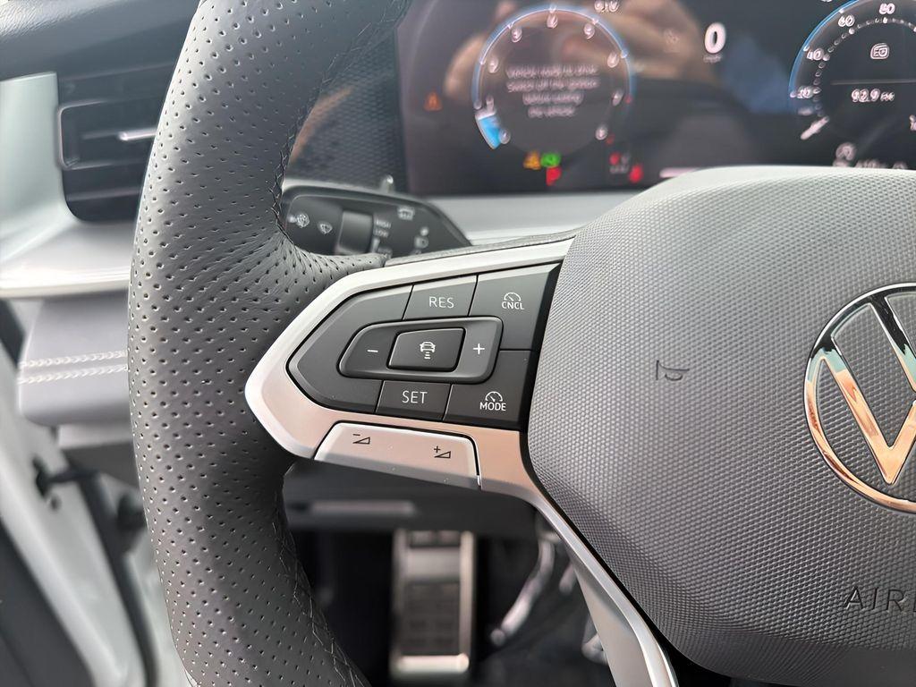 new 2026 Volkswagen Tiguan car, priced at $40,904