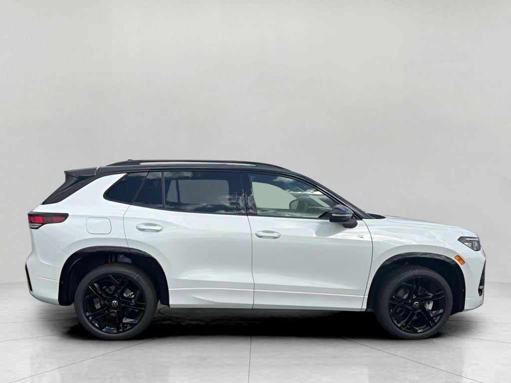 new 2026 Volkswagen Tiguan car, priced at $40,904