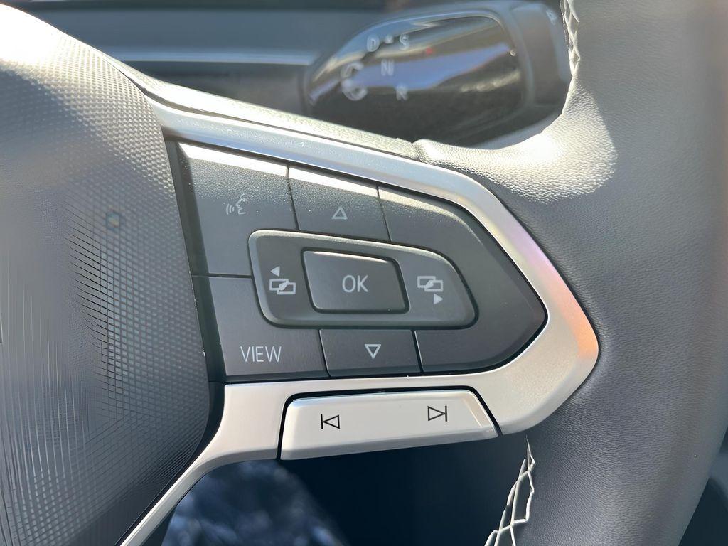 new 2025 Volkswagen Tiguan car, priced at $31,557