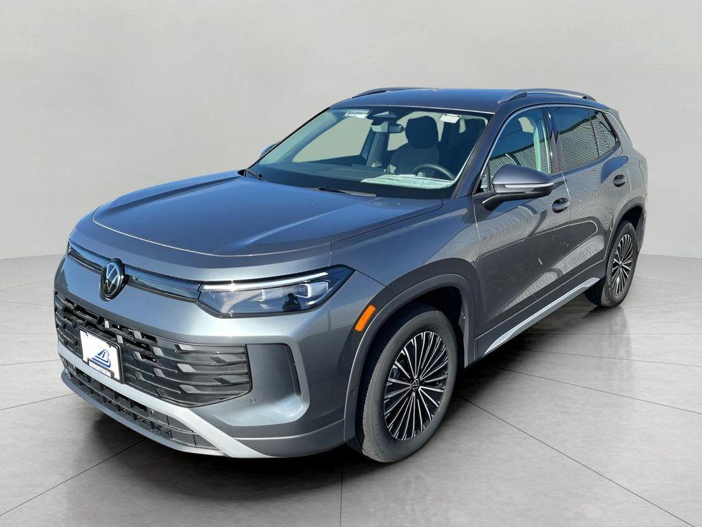 new 2025 Volkswagen Tiguan car, priced at $31,557