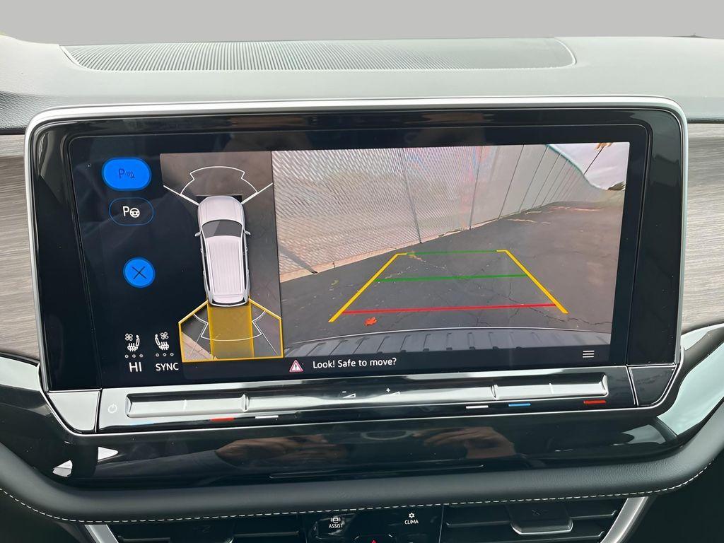 new 2026 Volkswagen Atlas car, priced at $55,667