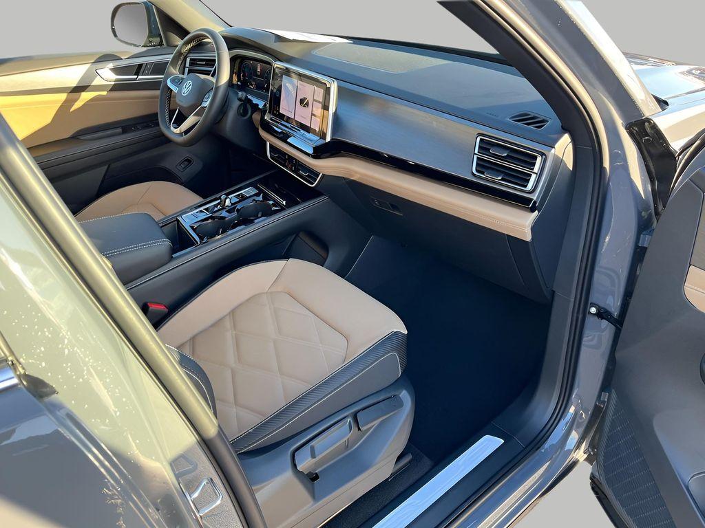 new 2026 Volkswagen Atlas Cross Sport car, priced at $46,283