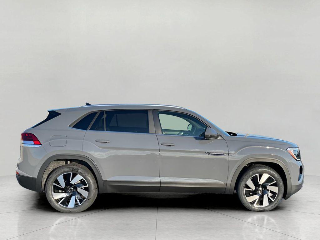 new 2026 Volkswagen Atlas Cross Sport car, priced at $46,283