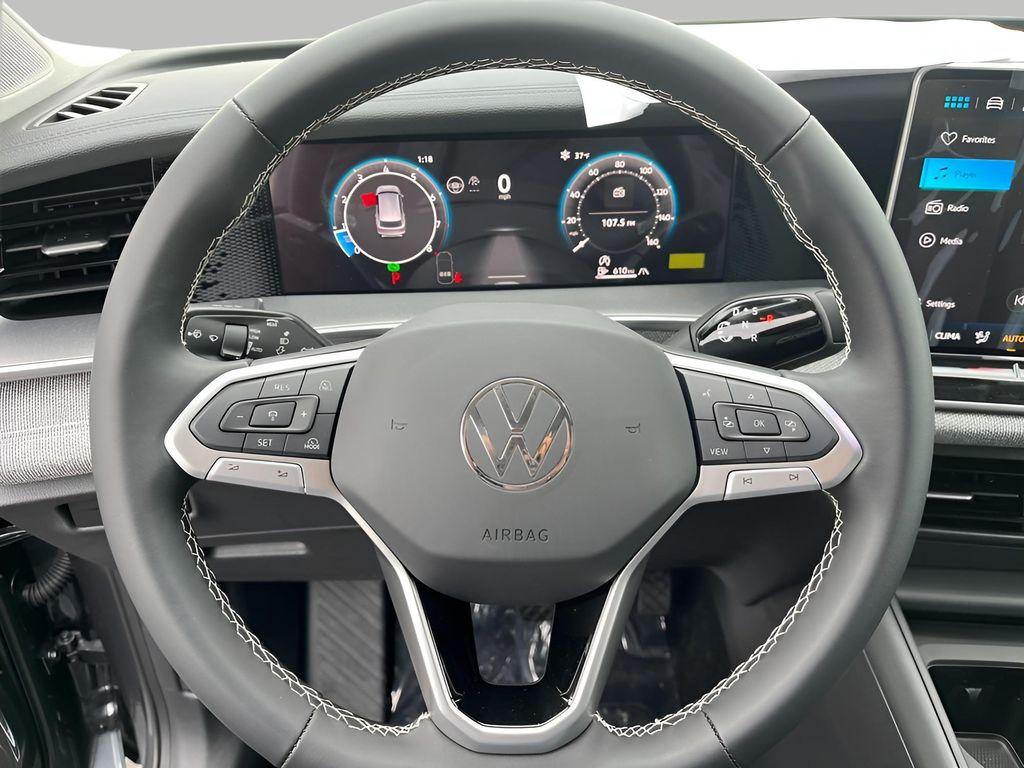 new 2025 Volkswagen Tiguan car, priced at $31,905