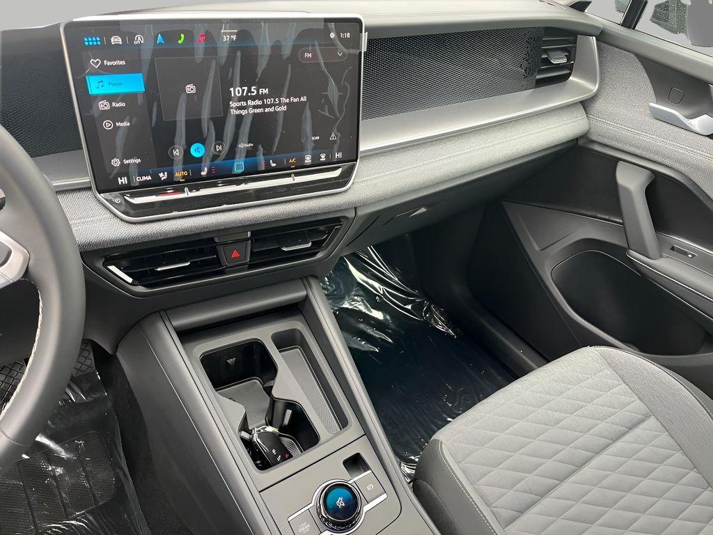 new 2025 Volkswagen Tiguan car, priced at $31,905