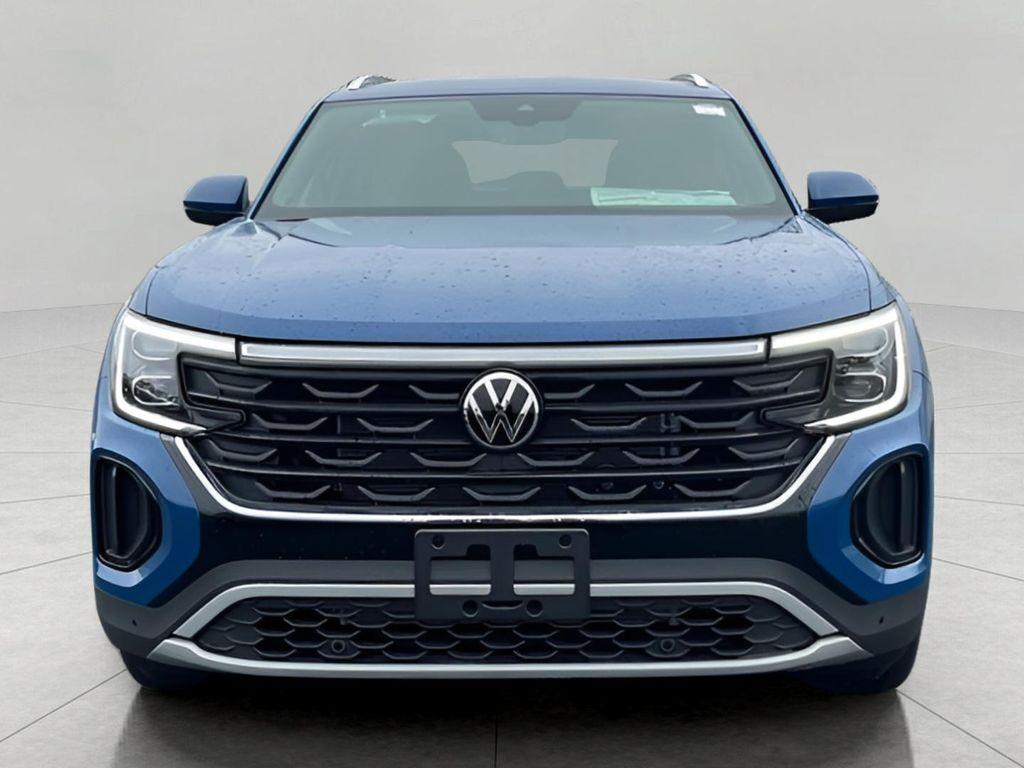 new 2025 Volkswagen Atlas Cross Sport car, priced at $42,027